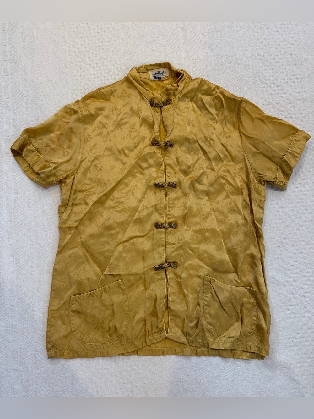 Vintage Silver Lake Gold Rayon Kung Fu / Tang Suit Shirt - Size L (Fits S/M)